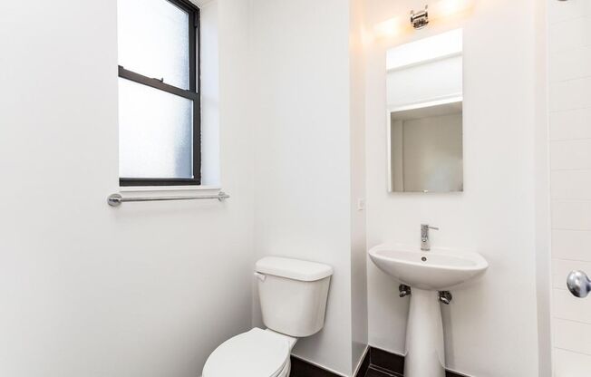 1 bed, 1 bath, $4,195, Unit 227