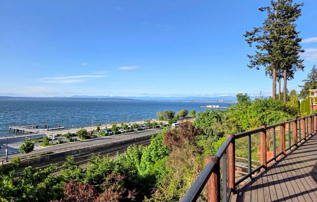 Spacious 3 Bed 3 Bath Mukilteo Home w/ Boat House & Gorgeous Waterfront Views!