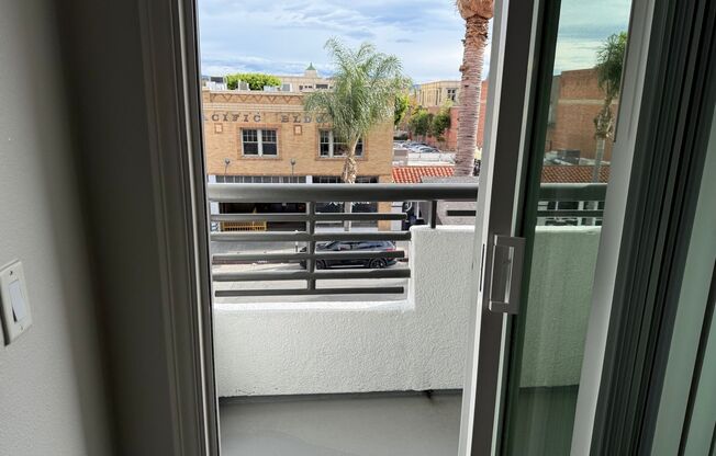 2 beds, 2 baths, 973 sqft, $3,130, Unit 337