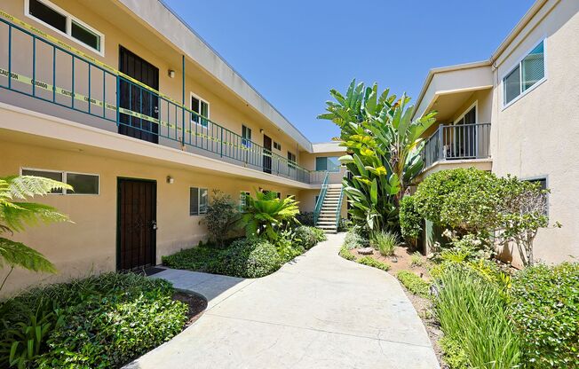 Spacious 2-Bed, 2-Bath Condo in Prime North Clairemont Location!
