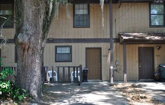 2x1.5 Townhouse Available!