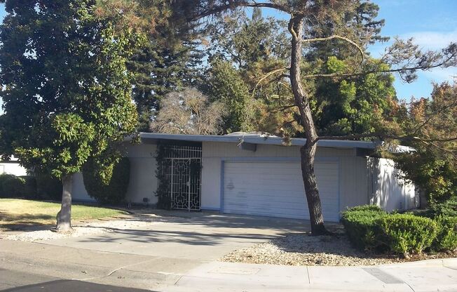 Charming home in Sacramento