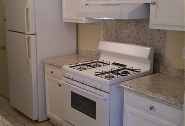 Windsor Park Hills home for lease