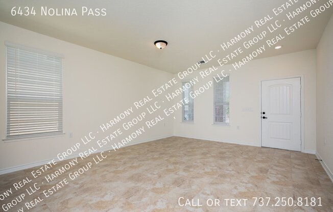 6434 NOLINA PASS