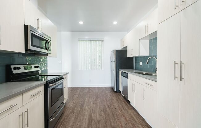 2 beds, 2 baths, 1,300 sqft, $3,798, Unit 403