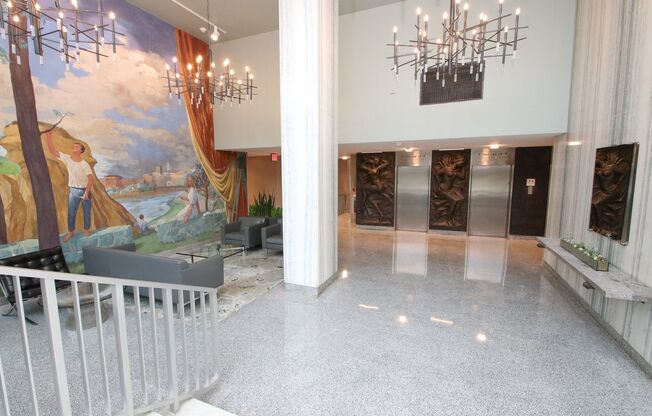 Luxury 1 Bedroom with Balcony, Pool & City Views – Hopkinson House