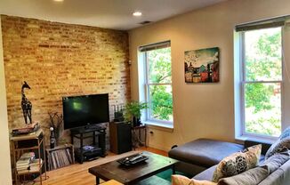 1 bed, 1 bath, 775 sqft, $2,295, Unit 2005-2