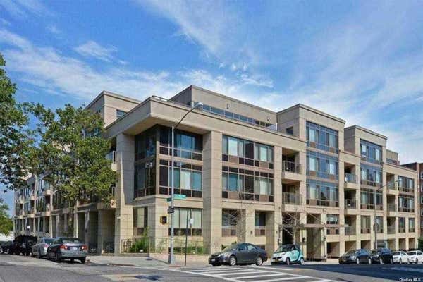 2 beds, 1 bath, $3,200, Unit 519