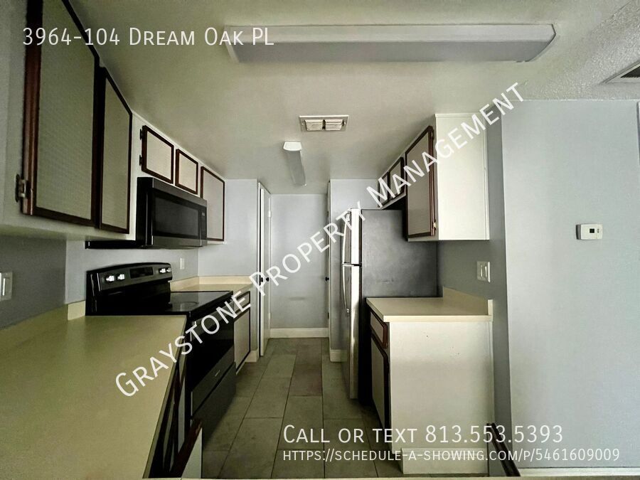 3964 104 DREAM OAK PL