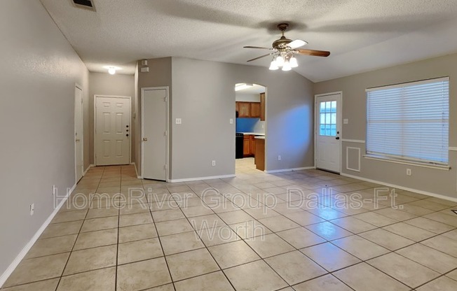 513 HOLLYBERRY DR