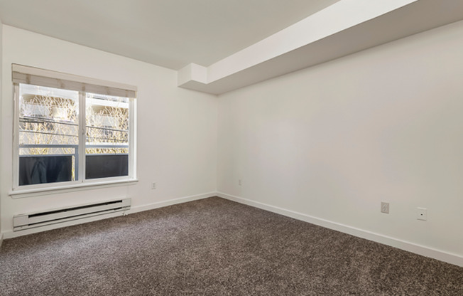 1 bed, 1 bath, 680 sqft, $1,945, Unit 410