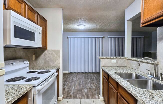 1 bed, 1 bath, $1,045