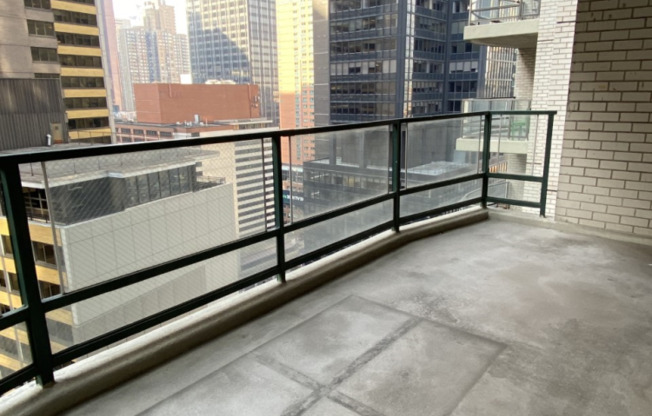 1 bed, 1.5 baths, 974 sqft, $5,000, Unit 22B