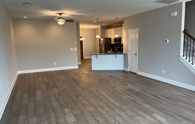 Beautiful Open Concept in a Convenient Location