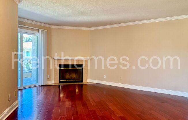 University City, 7405 Charmant Dr #2014, Near UCSD, Fireplace, 2 Parking Spaces in Controlled Access Garage!