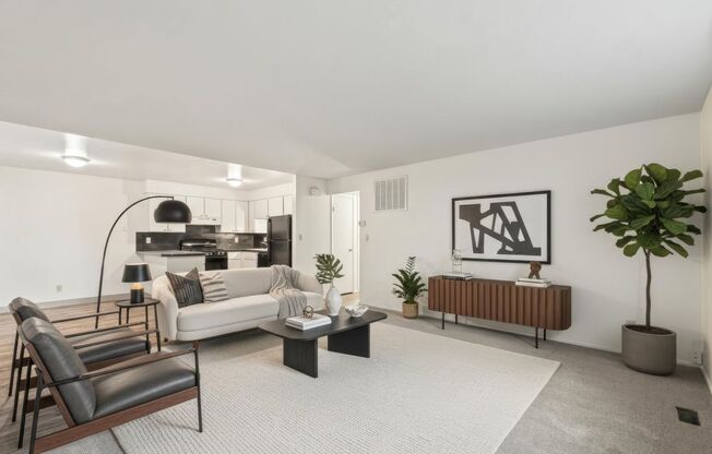 2 beds, 1.5 baths, 1,050 sqft, $1,185, Unit 79