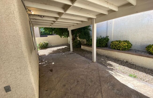 RARE SINGLE-STORY SUMMERLIN HOME. 2/2 + Den.