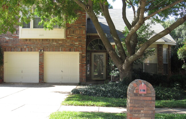 4 beds, 2.5 baths, $2,650