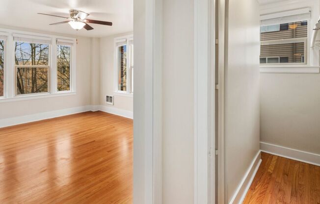 1 bed, 1 bath, 750 sqft, $1,945, Unit 607