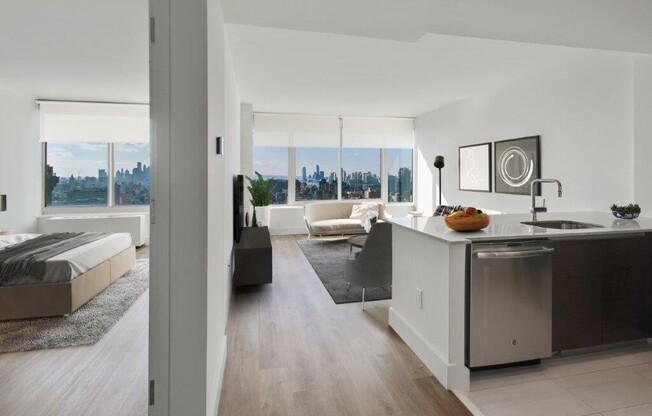 1 bed, 1 bath, 643 sqft, $5,150, Unit 19F