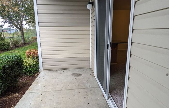 2 beds, 2 baths, 994 sqft, $1,200, Unit E106