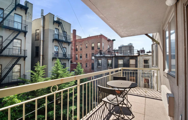 23 E 128 ST