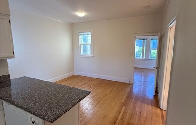 2820 Gough Street (943r)