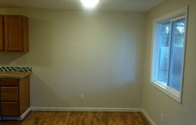 208/214 SE 98th Avenue