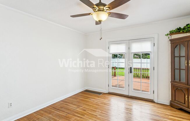 Large 3 bed 2 bath North Riverside Home