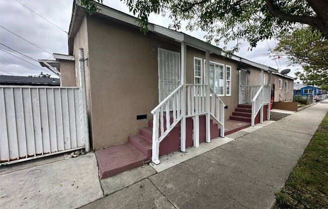 10516 CLOVIS AVE