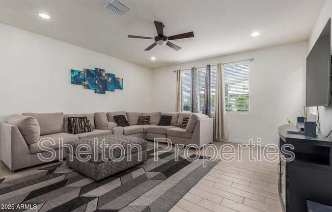 1310 N ZANE DR