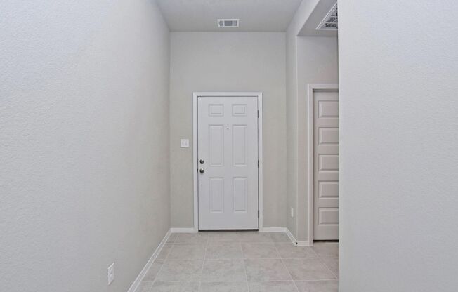 4 BR / 2 BA - 1813 SF One-Story Home - Lago Vista!