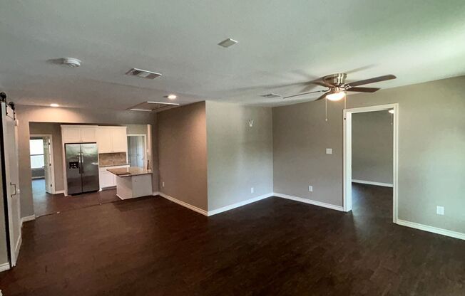 Charming 3 Bedroom/3 Bath Near TCU