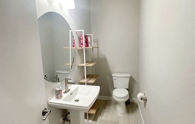 Your Stylish Retreat Awaits!