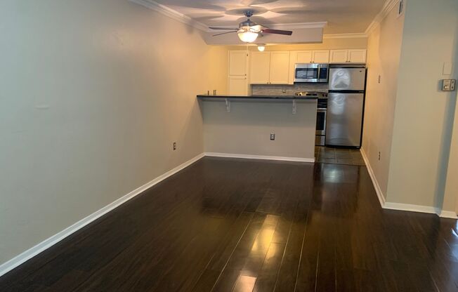 1 bed, 1 bath, 600 sqft, $1,100, Unit 104