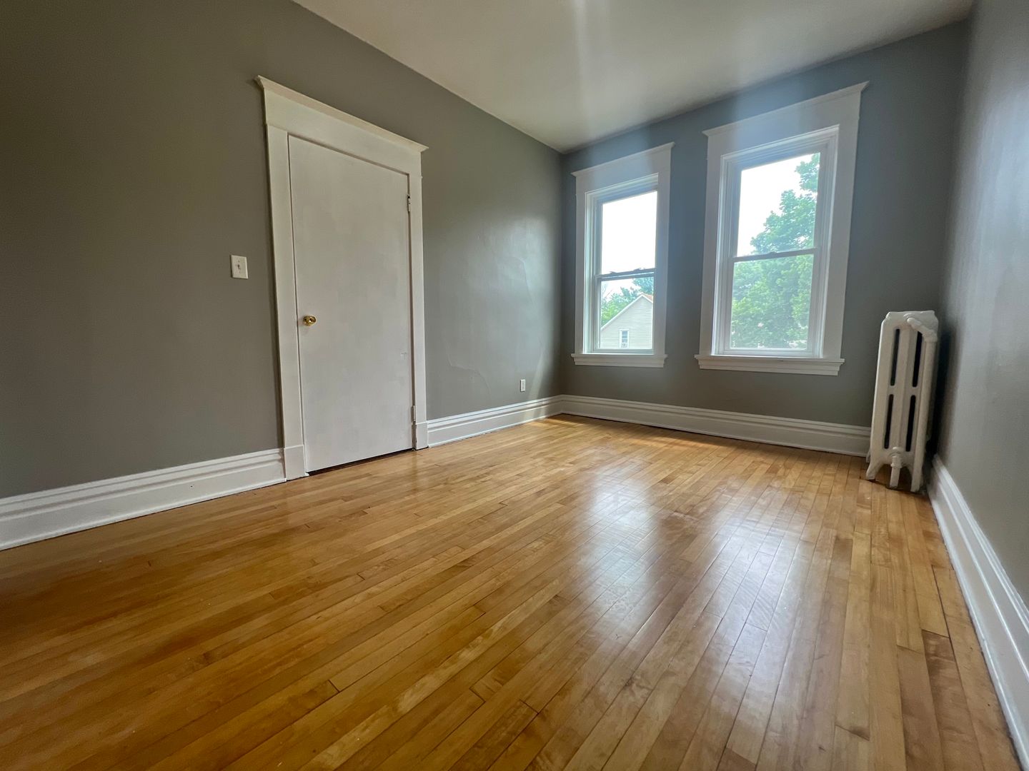 37 Stevens Street West