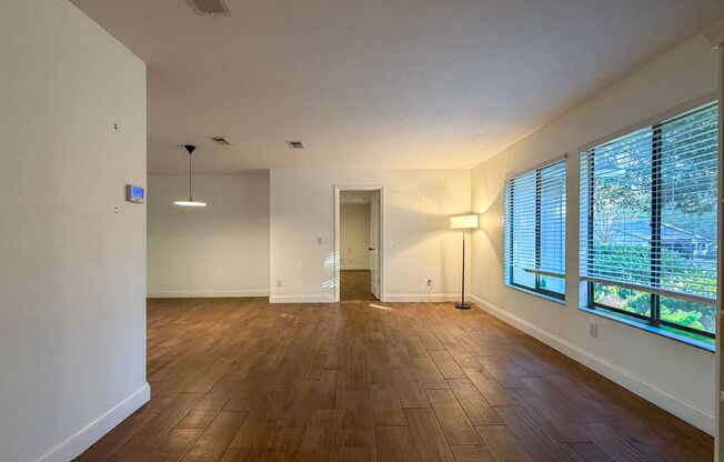 Pet Friendly 3BR/2BA House in Desirable Turkey Creek