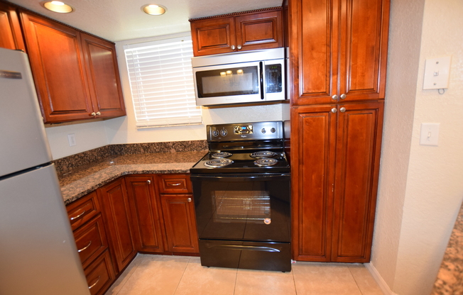 2 beds, 2 baths, $1,675