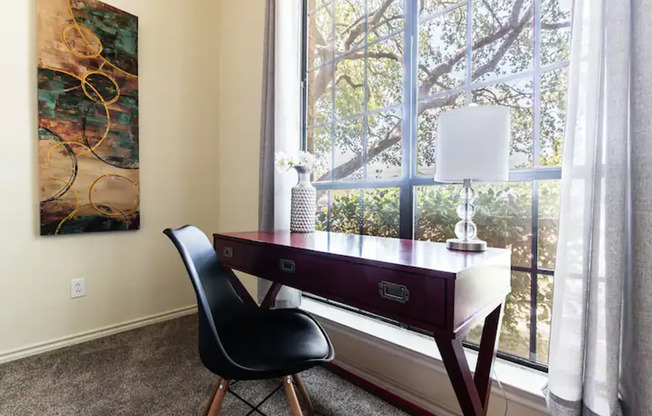 3/2 Attached House in Wilshire Heights!