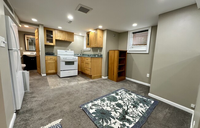 46 PARKTON RD
