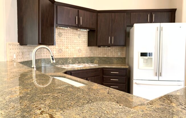 4 beds, 3 baths, $3,965