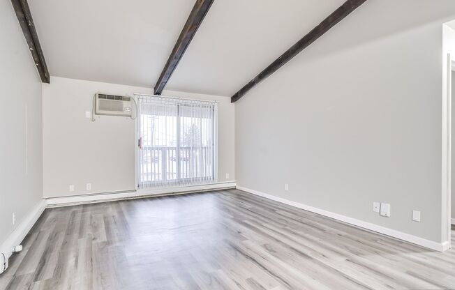 2 beds, 2 baths, 925 sqft, $1,249, Unit 3020 - H106