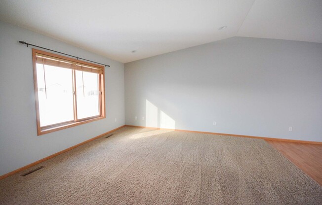Move-In Ready4 BR with Large Yard!