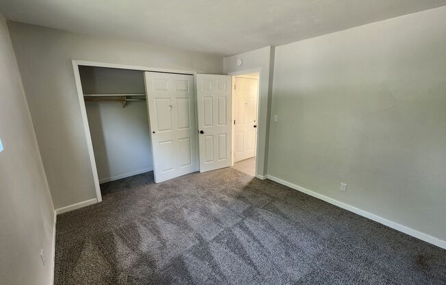 1 bed, 1 bath, $750, Unit #2