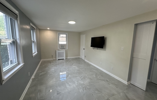 1 bed, 1 bath, 441 sqft, $2,100, Unit 1