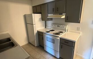 1 bed, 1 bath, 626 sqft, $650, Unit 21