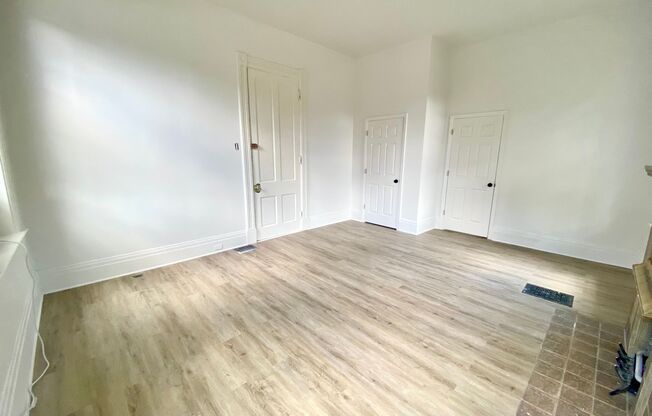 2 beds, 1 bath, 1,200 sqft, $1,700, Unit Unit 1