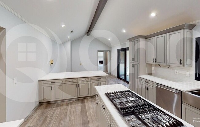 2105 BRUGGE CT