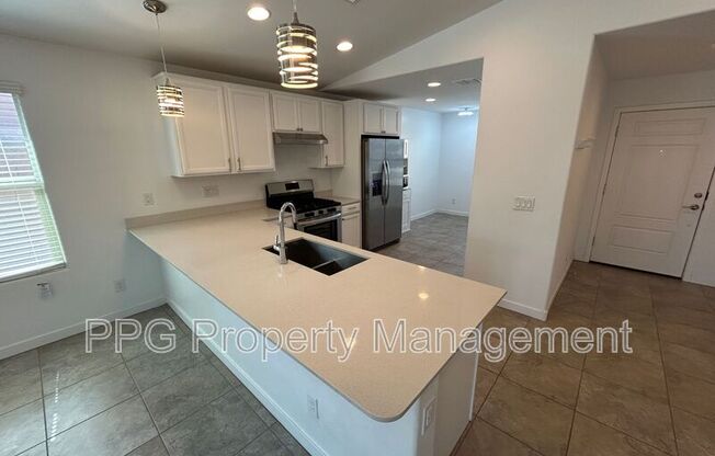 16422 W SAGUARO PARK LN