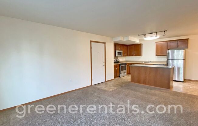 2 beds, 2 baths, 1,050 sqft, $1,750, Unit 1421-201